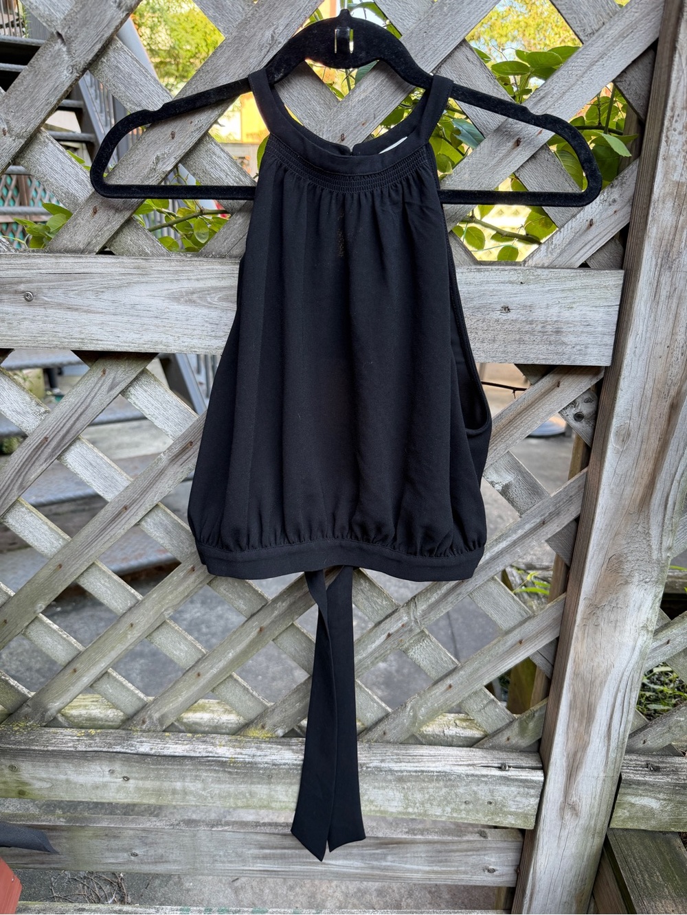 Wilfred Black Halter Tie-Back Women's Top